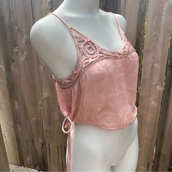 Free People Blouson Satin Crochet Lace Crop Top Size S - Picture 9 of 10